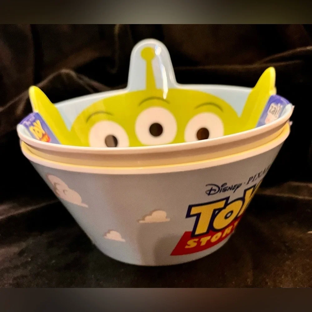 Zak! Toy Story Alien Bowls Set 2 Disney Pixar Little Green Men NWT 5.5